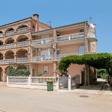 Double 4305a 3* Biograd Na Moru